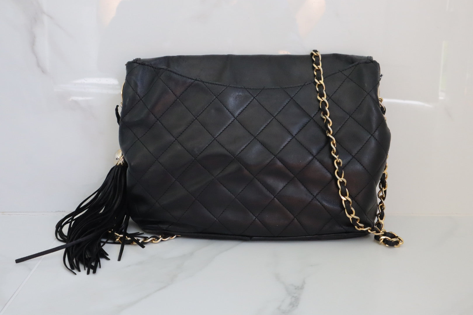 Chanel Black CC Timeless Lambskin Leather Shoulder Bag ref.321141