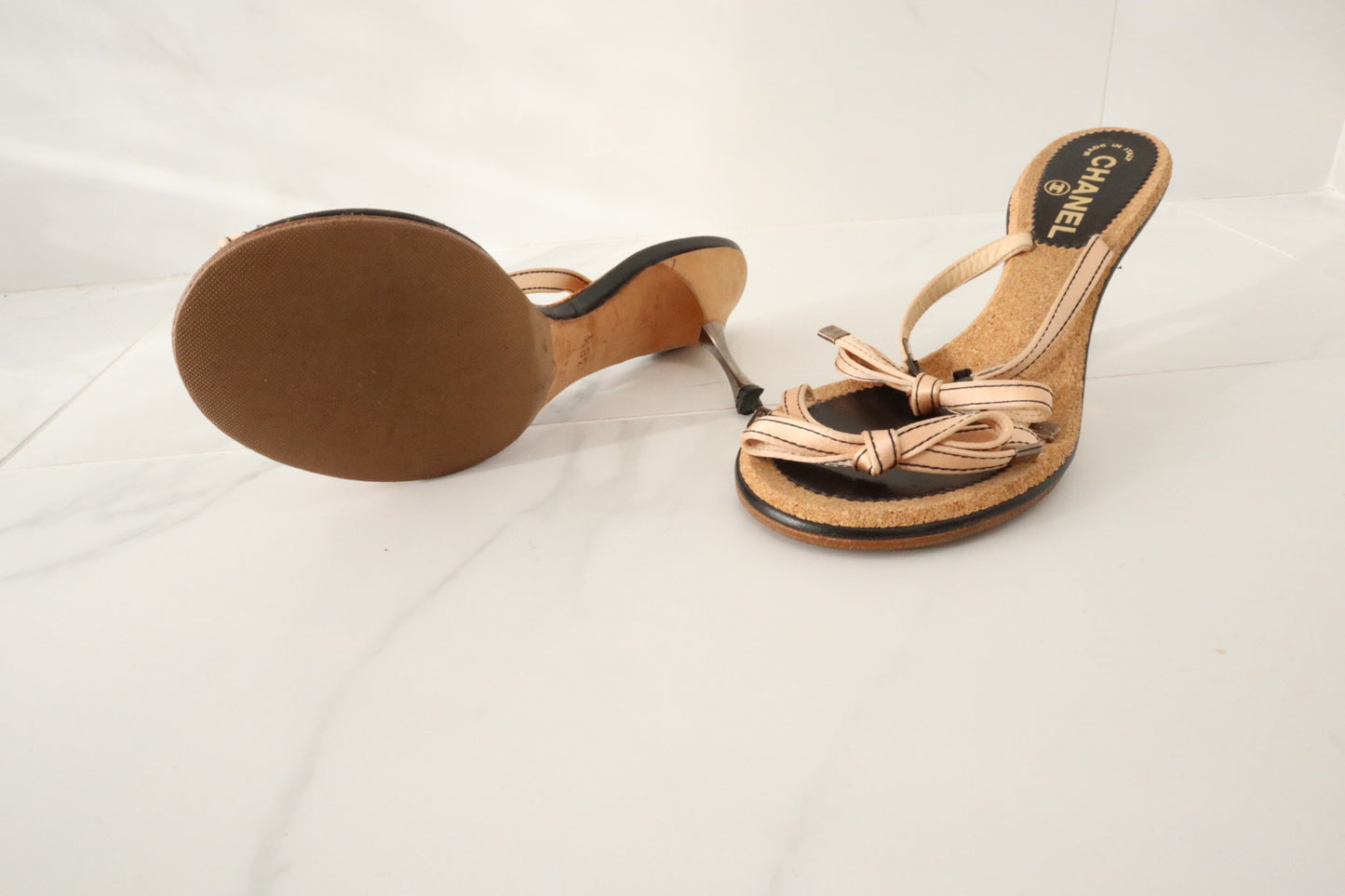Chanel satin bow heels (38.5)
